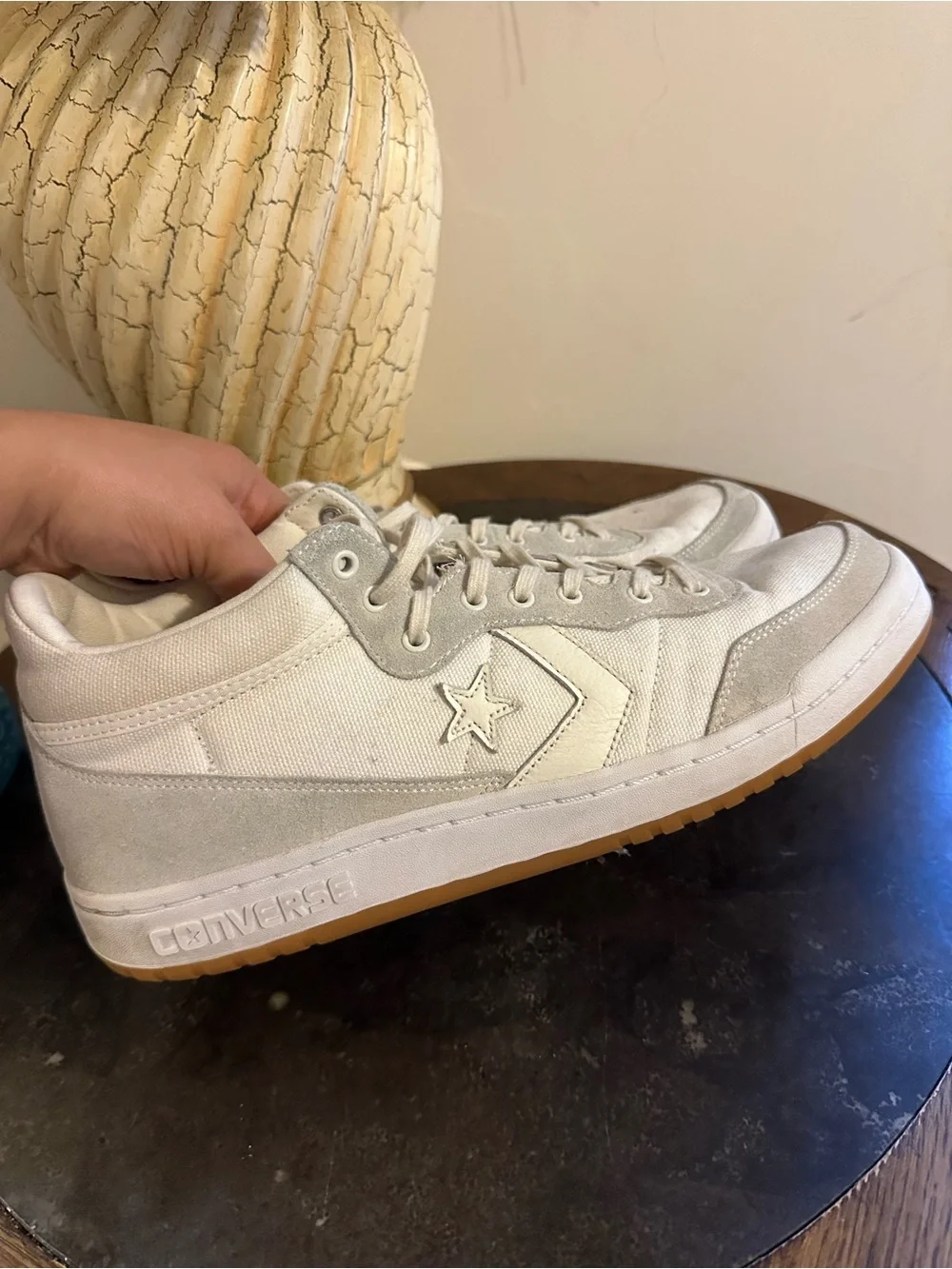 Converse Men’s Low-Top Sneakers in Light Beige and Off-White